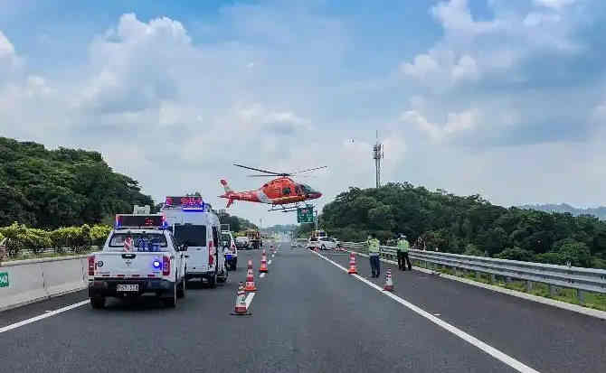 融水高速公路汽车救援案例